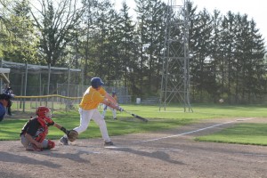Baseball loses three, wins one