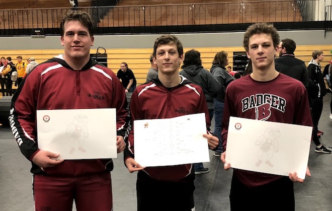 Badger wrestlers place 14th at Mid-States Classic